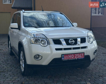 Ниссан ИксТрейл 2013 в Тячеве на Automoto.ua Белый Ниссан ИксТрейл, объемом двигателя 2 л и пробегом 261 тыс. км за 11900 $, фото 1 на Automoto.ua