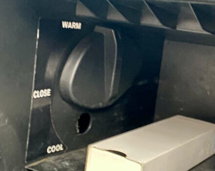 Білий Ніссан ІксТрейл, об'ємом двигуна 2 л та пробігом 220 тис. км за 12800 $, фото 17 на Automoto.ua