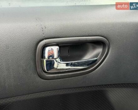 Белый Ниссан ИксТрейл, объемом двигателя 2 л и пробегом 240 тыс. км за 11000 $, фото 32 на Automoto.ua