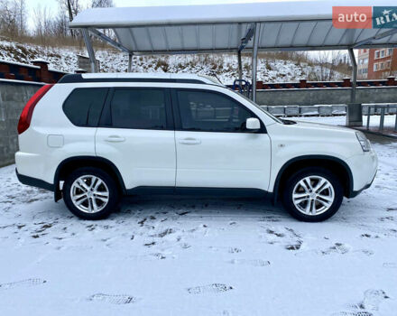 Білий Ніссан ІксТрейл, об'ємом двигуна 2 л та пробігом 220 тис. км за 12800 $, фото 5 на Automoto.ua