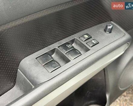 Белый Ниссан ИксТрейл, объемом двигателя 2 л и пробегом 240 тыс. км за 11000 $, фото 33 на Automoto.ua