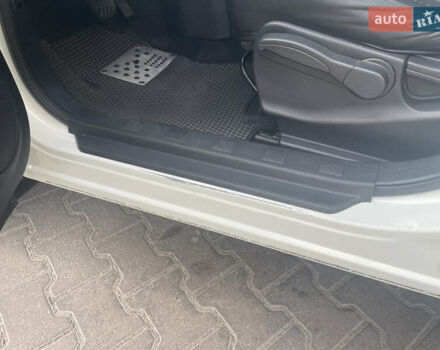 Білий Ніссан ІксТрейл, об'ємом двигуна 2 л та пробігом 259 тис. км за 12800 $, фото 20 на Automoto.ua