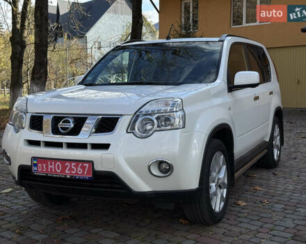 Ниссан ИксТрейл 2013 в Тячеве на Automoto.ua Белый Ниссан ИксТрейл, объемом двигателя 2 л и пробегом 261 тыс. км за 11900 $, фото 8 на Automoto.ua