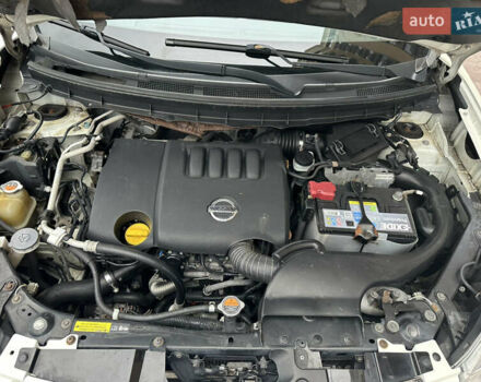 Белый Ниссан ИксТрейл, объемом двигателя 2 л и пробегом 312 тыс. км за 9999 $, фото 27 на Automoto.ua