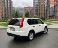 Белый Ниссан ИксТрейл, объемом двигателя 2 л и пробегом 275 тыс. км за 9800 $, фото 4 на Automoto.ua