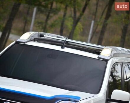 Белый Ниссан ИксТрейл, объемом двигателя 2 л и пробегом 121 тыс. км за 13800 $, фото 24 на Automoto.ua