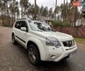 Ниссан ИксТрейл 2013 в Киеве на Automoto.ua Белый Ниссан ИксТрейл, объемом двигателя 2 л и пробегом 235 тыс. км за 13500 $, фото 3 на Automoto.ua