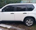 Белый Ниссан ИксТрейл, объемом двигателя 2 л и пробегом 275 тыс. км за 11000 $, фото 4 на Automoto.ua