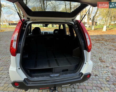 Ниссан ИксТрейл 2013 в Тячеве на Automoto.ua Белый Ниссан ИксТрейл, объемом двигателя 2 л и пробегом 261 тыс. км за 11900 $, фото 21 на Automoto.ua