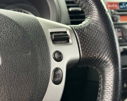 Белый Ниссан ИксТрейл, объемом двигателя 2 л и пробегом 240 тыс. км за 11000 $, фото 45 на Automoto.ua