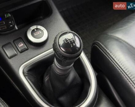 Белый Ниссан ИксТрейл, объемом двигателя 2 л и пробегом 240 тыс. км за 11000 $, фото 50 на Automoto.ua