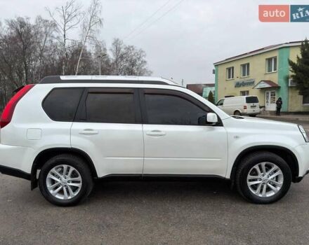 Белый Ниссан ИксТрейл, объемом двигателя 2 л и пробегом 170 тыс. км за 10450 $, фото 10 на Automoto.ua