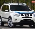 Белый Ниссан ИксТрейл, объемом двигателя 2 л и пробегом 121 тыс. км за 13800 $, фото 2 на Automoto.ua