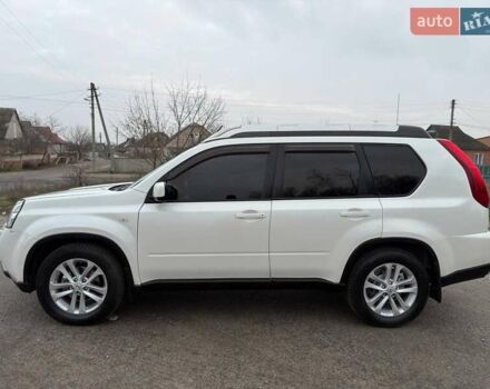 Белый Ниссан ИксТрейл, объемом двигателя 2 л и пробегом 170 тыс. км за 10450 $, фото 9 на Automoto.ua