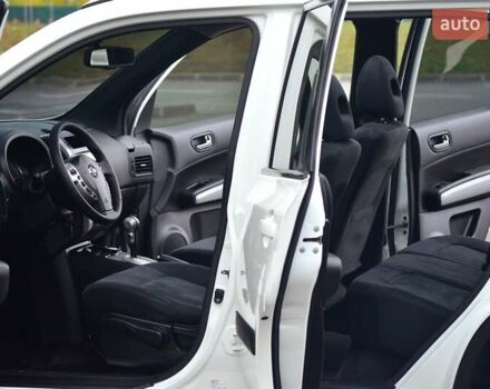 Белый Ниссан ИксТрейл, объемом двигателя 2 л и пробегом 121 тыс. км за 13800 $, фото 17 на Automoto.ua