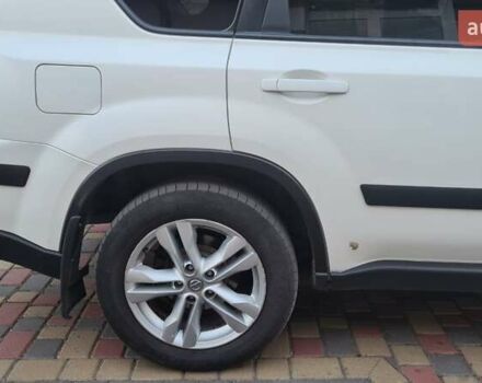 Белый Ниссан ИксТрейл, объемом двигателя 2 л и пробегом 279 тыс. км за 12900 $, фото 2 на Automoto.ua