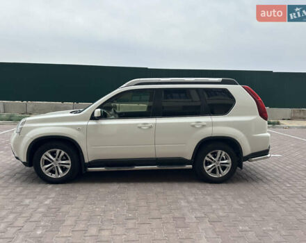 Белый Ниссан ИксТрейл, объемом двигателя 2 л и пробегом 312 тыс. км за 9999 $, фото 5 на Automoto.ua