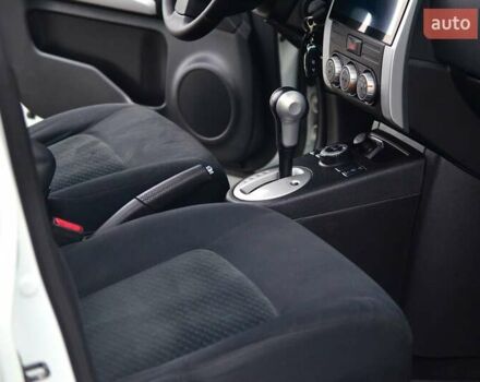 Белый Ниссан ИксТрейл, объемом двигателя 2 л и пробегом 121 тыс. км за 13800 $, фото 13 на Automoto.ua