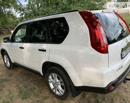 Білий Ніссан ІксТрейл, об'ємом двигуна 2 л та пробігом 270 тис. км за 9500 $, фото 3 на Automoto.ua