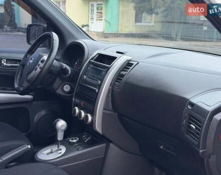 Белый Ниссан ИксТрейл, объемом двигателя 2 л и пробегом 170 тыс. км за 10450 $, фото 36 на Automoto.ua