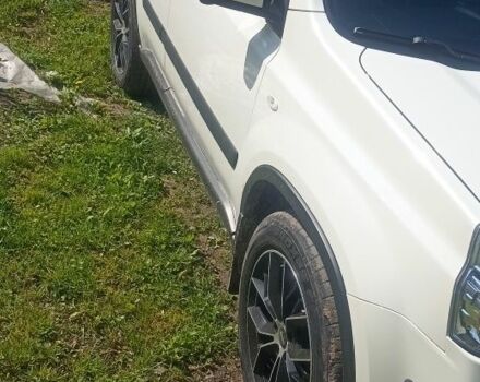 Білий Ніссан ІксТрейл, об'ємом двигуна 2 л та пробігом 221 тис. км за 13150 $, фото 14 на Automoto.ua