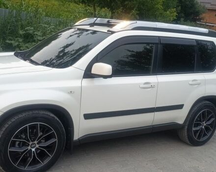Білий Ніссан ІксТрейл, об'ємом двигуна 2 л та пробігом 221 тис. км за 13150 $, фото 11 на Automoto.ua
