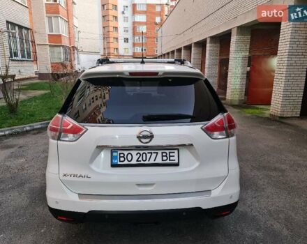 Білий Ніссан ІксТрейл, об'ємом двигуна 2 л та пробігом 53 тис. км за 16200 $, фото 5 на Automoto.ua