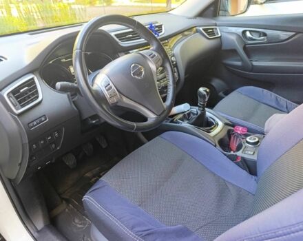 Белый Ниссан ИксТрейл, объемом двигателя 1.6 л и пробегом 93 тыс. км за 16500 $, фото 10 на Automoto.ua