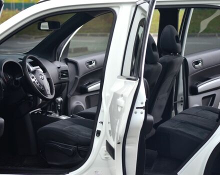 Белый Ниссан ИксТрейл, объемом двигателя 2 л и пробегом 122 тыс. км за 319 $, фото 14 на Automoto.ua