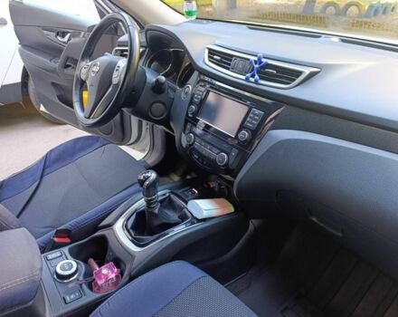 Белый Ниссан ИксТрейл, объемом двигателя 1.6 л и пробегом 93 тыс. км за 16500 $, фото 9 на Automoto.ua