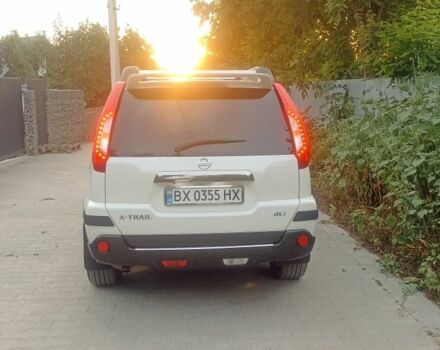 Білий Ніссан ІксТрейл, об'ємом двигуна 2 л та пробігом 221 тис. км за 13150 $, фото 10 на Automoto.ua