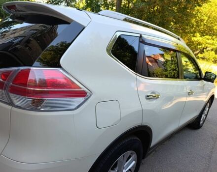 Белый Ниссан ИксТрейл, объемом двигателя 1.6 л и пробегом 93 тыс. км за 16500 $, фото 2 на Automoto.ua