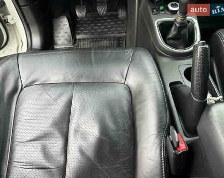 Білий Ніссан ІксТрейл, об'ємом двигуна 2 л та пробігом 147 тис. км за 12500 $, фото 24 на Automoto.ua