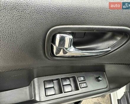 Білий Ніссан ІксТрейл, об'ємом двигуна 2 л та пробігом 147 тис. км за 12500 $, фото 31 на Automoto.ua