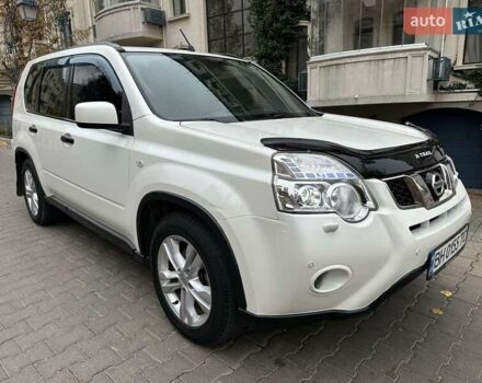 Білий Ніссан ІксТрейл, об'ємом двигуна 2 л та пробігом 147 тис. км за 12500 $, фото 4 на Automoto.ua