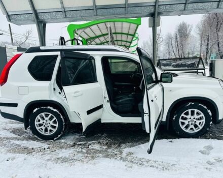 Білий Ніссан ІксТрейл, об'ємом двигуна 2 л та пробігом 221 тис. км за 13150 $, фото 3 на Automoto.ua