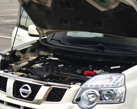 Белый Ниссан ИксТрейл, объемом двигателя 2 л и пробегом 122 тыс. км за 13800 $, фото 22 на Automoto.ua