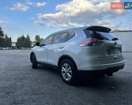 Белый Ниссан ИксТрейл, объемом двигателя 1.6 л и пробегом 129 тыс. км за 14200 $, фото 6 на Automoto.ua