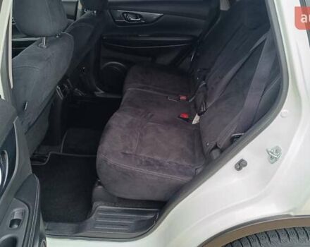 Белый Ниссан ИксТрейл, объемом двигателя 2 л и пробегом 127 тыс. км за 14953 $, фото 10 на Automoto.ua