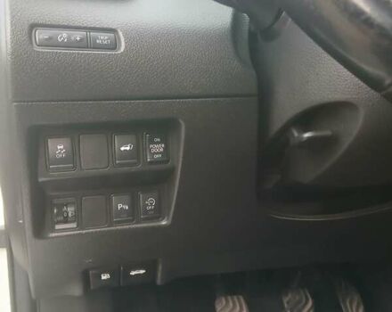 Белый Ниссан ИксТрейл, объемом двигателя 1.6 л и пробегом 258 тыс. км за 15300 $, фото 18 на Automoto.ua