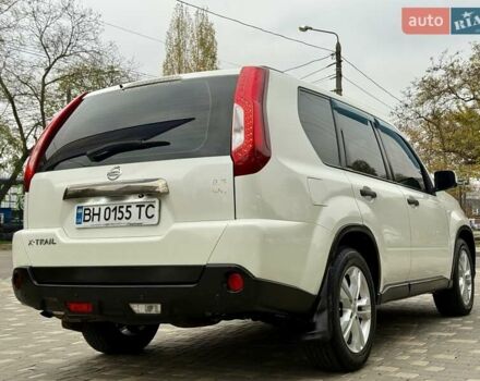 Білий Ніссан ІксТрейл, об'ємом двигуна 2 л та пробігом 147 тис. км за 9999 $, фото 15 на Automoto.ua