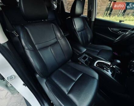 Белый Ниссан ИксТрейл, объемом двигателя 1.6 л и пробегом 154 тыс. км за 16500 $, фото 34 на Automoto.ua