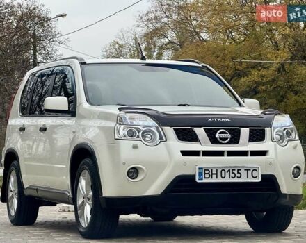 Білий Ніссан ІксТрейл, об'ємом двигуна 2 л та пробігом 147 тис. км за 9999 $, фото 9 на Automoto.ua