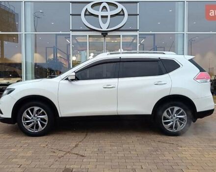 Белый Ниссан ИксТрейл, объемом двигателя 2 л и пробегом 127 тыс. км за 14953 $, фото 2 на Automoto.ua