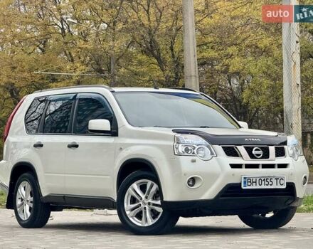 Білий Ніссан ІксТрейл, об'ємом двигуна 2 л та пробігом 147 тис. км за 9999 $, фото 25 на Automoto.ua