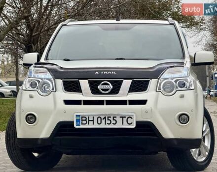 Білий Ніссан ІксТрейл, об'ємом двигуна 2 л та пробігом 147 тис. км за 9999 $, фото 14 на Automoto.ua