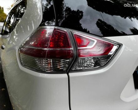 Белый Ниссан ИксТрейл, объемом двигателя 1.6 л и пробегом 222 тыс. км за 16340 $, фото 9 на Automoto.ua