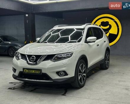 Белый Ниссан ИксТрейл, объемом двигателя 2 л и пробегом 203 тыс. км за 20500 $, фото 2 на Automoto.ua