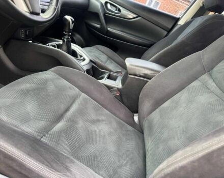 Белый Ниссан ИксТрейл, объемом двигателя 1.6 л и пробегом 137 тыс. км за 12999 $, фото 6 на Automoto.ua