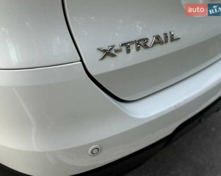 Білий Ніссан ІксТрейл, об'ємом двигуна 2 л та пробігом 153 тис. км за 14800 $, фото 27 на Automoto.ua